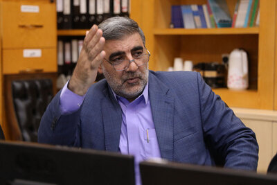  نماینده خاش: جریان‌های دانشجویی در چارچوب قانون فعالیت‌های خود را دنبال کنند