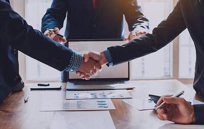  بروجرد پایگاه دیپلماسی اقتصادی لرستان/ ۱۱ رایزن بازرگانی در مسیر همکاری‌های جدید