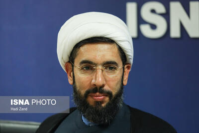  تا رسیدن به شور سیاسی مطلوب فاصله داریم/ جریان‌های انحرافی در دانشگاه قابل پذیرش نیستند