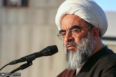  واکنش آیت الله فاضل لنکرانی به سخنان سلیمانی اردستانی: انکار حقایق با پررویی قابل تحمل نیست/ مناظره اخیر موجب شد منابع مظلومیت حضرت زهرا(س) بیش‌ از پیش مطرح شود/ کسی که نصب امیرالمؤمنین(ع) به دستور خدا را قبول ندارد، شیعه نیست