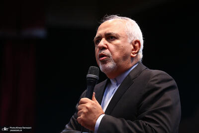  دفاع متفاوت ظریف از میدان و قدرت نظامی ایران در جنگ ۱۲ روزه: ایران ثابت کرد که می‌تواند آسیب جدی به رژیم صهیونیستی وارد کند