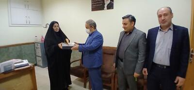  تقدیر معاون توسعه مدیریت و منابع استانداری قم از کارکنان امور اداری و مالی