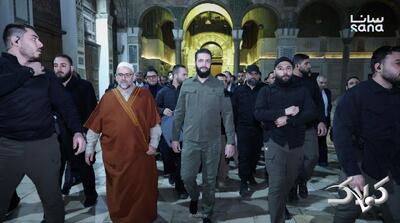 رونمایی جولانی از هدیه بن سلمان در مکانی خاص + ویدئو | لباس معناداری که احمد الشرع پوشید - مجله اینترنتی کولاک