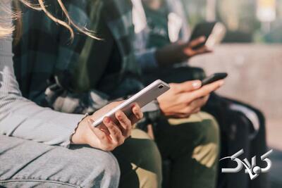  گوشی‌های هوشمند کودکان را افسرده می‌کند - مجله اینترنتی کولاک