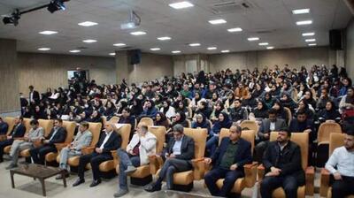  میگنا - گزارش تصویری برگزاری همایش تخصصی روانشناسی در دانشگاه آزاد رودهن