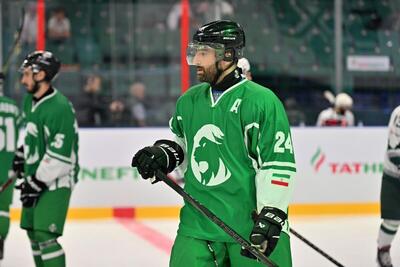 سرمربی تیم هاکی روی یخ آیس‌استارز: هدف ما فقط قهرمانی است/ تمام بازی‌ها برای ما حکم فینال دارد