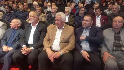 پهلوانان ایران؛ از نصیری و طالقانی تقدیر شد - پارس فوتبال