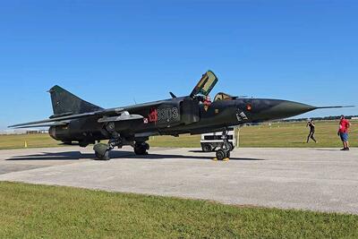 فروش جنگنده میگ 23 ساخت شوروی با قیمت ۱۰۰ هزار دلار! - پدال