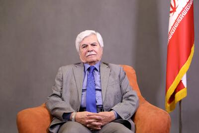 افزایش قیمت بنزین جرقه‌ ای در انبار باروت گرانی ها / افزایش قیمت راه نجات نیست، تعمیق فقر است و تداوم سیاست‌ِ دست‌ در جیبِ مردم!