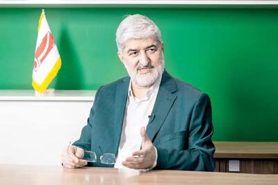 سیاست خارجی در ایستگاه تعلیق