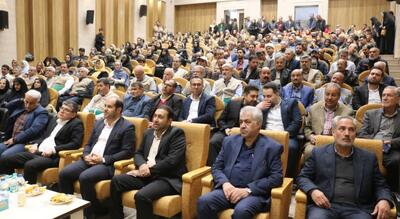  گشایش نخستین نمایشگاه عسل و زعفران خمین با تأکید بر ظرفیت‌های برتر کشاورزی