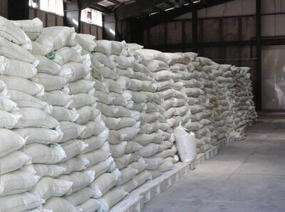 کشف ۷۲۰ تن آرد یارانه ای قاچاق و دستگیری ۲۲ نفر در همدان