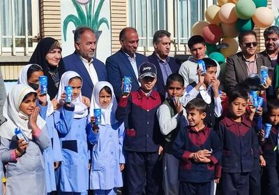 108 هزار دانش‌آموز خراسان جنوبی از طرح شیر رایگان بهره‌مند می‌شوند - تسنیم