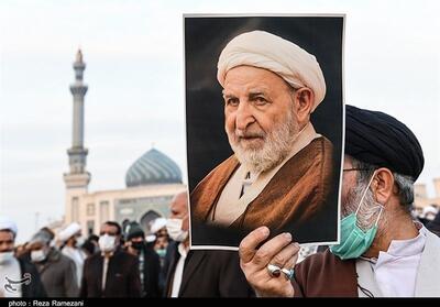 ویژگی‌های ممتاز آیت‌الله یزدی (ره) در عرصه علم و سیاست - تسنیم