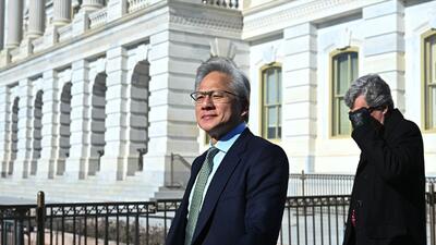  لایحه جدید سنای آمریکا:ممنوعیت صادرات تراشه‌های پیشرفته به چین تا ۳۰ ماه