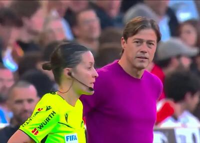درگیری سرمربی سویا با کمک‌داور زن!