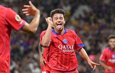  کری‌خوانی جوان اول پاریس: جام مال ماست!