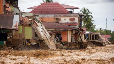 ابراز همدردی کولیوند با حادثه‌دیدگان و خانواده قربانیان سیلاب و رانش زمین در اندونزی