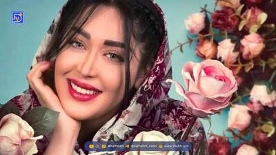  سارا منجزی پور با روسری گل گلی و رژ قرمز/ وقتی زیبایی‌اش دل‌ها را تسخیر می‌کند!