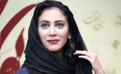 مونا فرجاد با لباس ساده در خارج/عکس