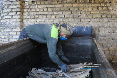  کارگاه آماده سازی استخوان خاتم‌کاری