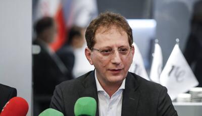 بابک زنجانی: بانک مرکزی را به من بدهید