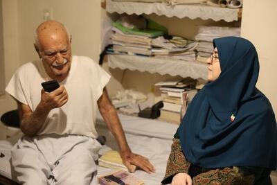 سخنگوی دولت با خیر مدرسه‌ ساز کرمانی دیدار کرد