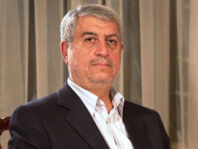 استاد اقتصاد دانشگاه؛ هر روز از عراق یا افغانستان به ما قیمت می‌دهند و نرخ ارز ما را تعیین می‌کنند!