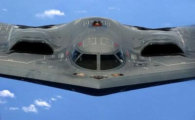 بمب‌افکن B-۲ به خدمت برگشت