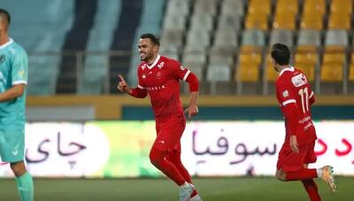 بهترین فرم اورونوف زیر نظر اوسمار / ستاره ۳ امتیازی پرسپولیس