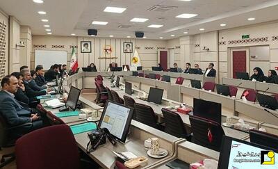  برگزاری نشست ارزیابی جامع حوزه معاونت فروش و خدمات مشترکین توزیع برق زنجان