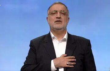 انتقاد اقراریان از نصب گسترده تصاویر زاکانی در شهر و نماز جمعه/ عضو شورا: بودجه شهر صرف حکمرانی نمایشی می‌شود + ویدئو