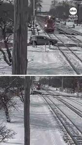 برخورد شدید قطار با خودروی شاسی‌بلند