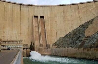 سد زاینده‌رود در پایین‌ترین سطح تاریخ