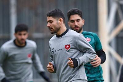 دو روایت متفاوت از غیبت عمری در لیست پرسپولیس