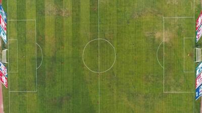 واکنش میثاقی به دایره و  مستطیل های نامتقارن ورزشگاه اراک