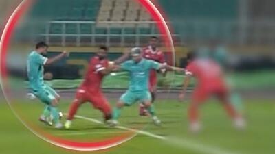 باشگاه پیکان با انتشار این ویدیو به عدم اعلام خطای پنالتی بازیکن پرسپولیس اعتراض کرد