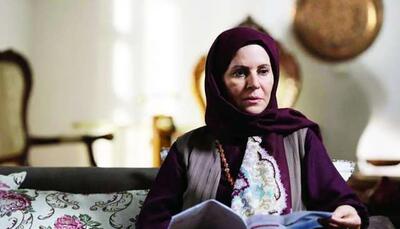  استایل جالب گلچهره سجادیه، ماهگلِ سریال آنام در یک مراسم هنری جلب توجه کرد