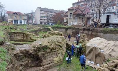 حلقۀ ازدواج طلایی ۱۸۰۰ ساله در ویرانه‌های روم باستان! | عکس