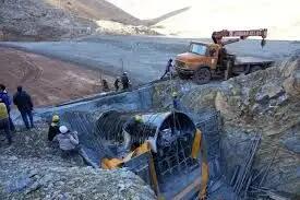 معوقات مزدی و بیکاری کارگران پروژه سد آبسرده بروجرد