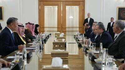 نشست هیأت‌های عربستان و چین با عراقچی