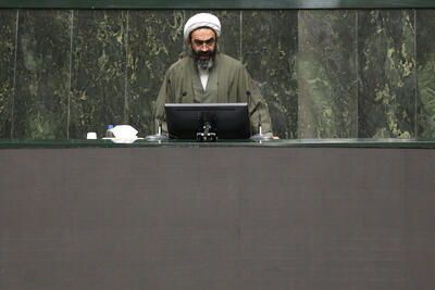 نماینده مجلس: با اجرا و اصلاح قوانین، ساختارهای فاسد را بزداییم