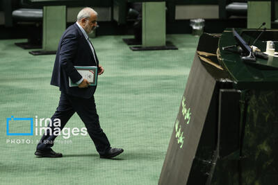 نماینده سوال کننده از وزیر نیرو به صورت مشروط قانع شد