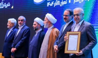  استانداری هرمزگان در جشنواره ملی شفافیت و مبارزه با فساد رتبه برتر کشور را کسب کرد