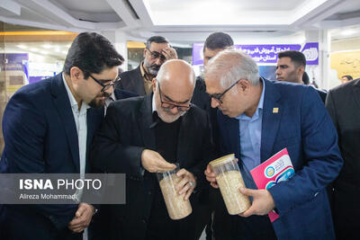  گشایش نمایشگاه هفته پژوهش و فناوری در دانشگاه شهید چمران اهواز