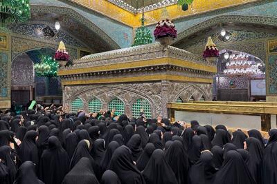  مراسم غبارروبی ضریح مطهر امام رضا (ع) با حضور بانوان برگزار شد