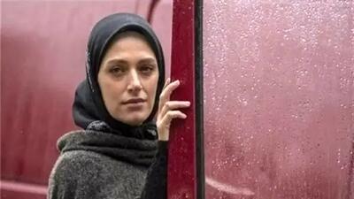  عکس شوکه کننده از مادر نگین معتضدی / انگار سیبی که وسط نصفه شده !