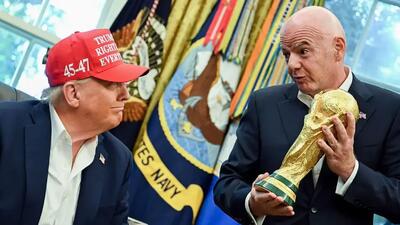 خوش رقصی جدید اینفانتینو برای ترامپ / حمایت از همجنسگرایی در بازی ایران و مصر! - پارس فوتبال