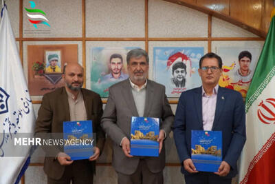 امضای تفاهم نامه فدراسیون ورزش‌های همگانی با دو نهاد مدرسه‌ساز  - پارس فوتبال