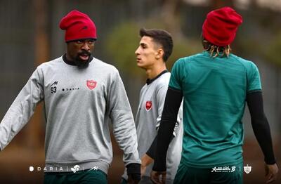 اوریه بعد از دعوای جنجالی از ترکیب پرسپولیس بیرون رفت - پارس فوتبال